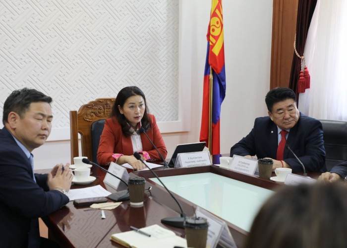 Хөдөлмөрийн хөлсний доод хэмжээг ирэх оноос 660 мянган төгрөг болгохоор тогтлоо