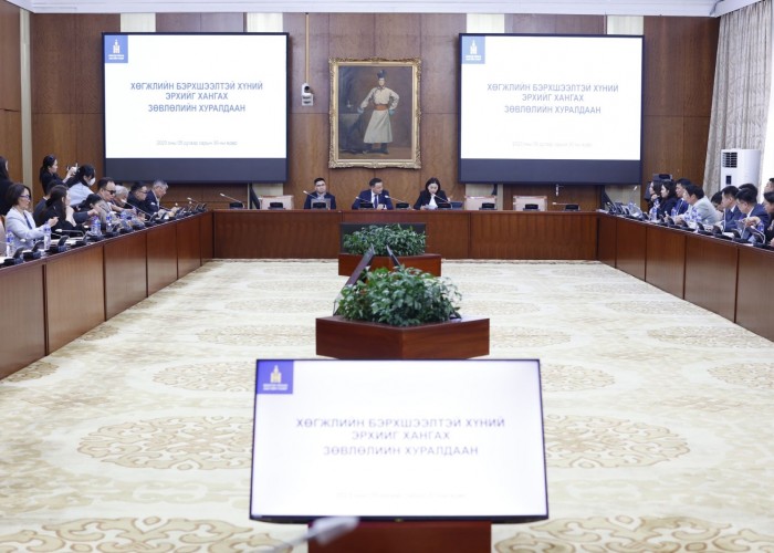 Төсвийн нийт орлого өмнөх оны мөн үеэс 40.2 хувиар өсжээ