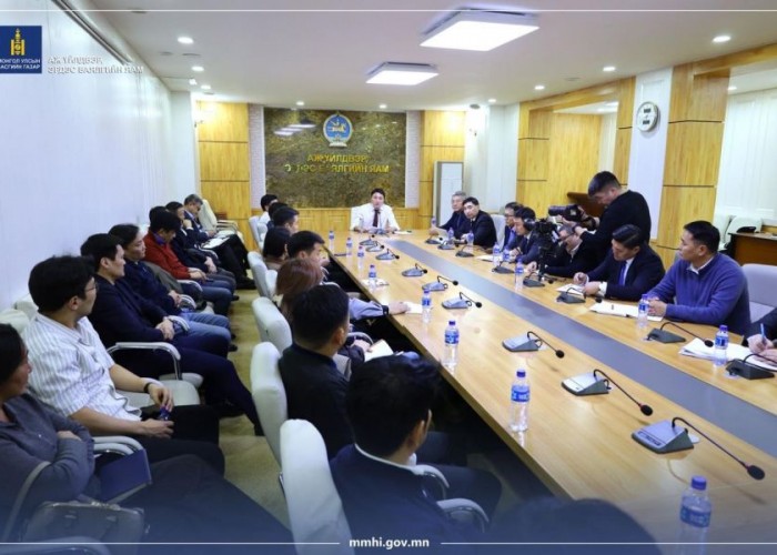 Шатахууны хангалт, түгээлтийг дөрөв хоногт багтаан хэвийн болгох үүрэг өгчээ