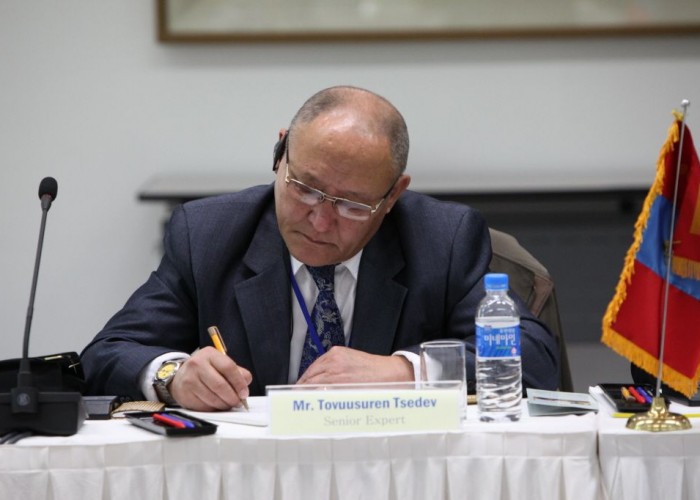 Нийгмийн даатгалын сан дампуураагүй, түүнийг дампуурал руу түлхсэн