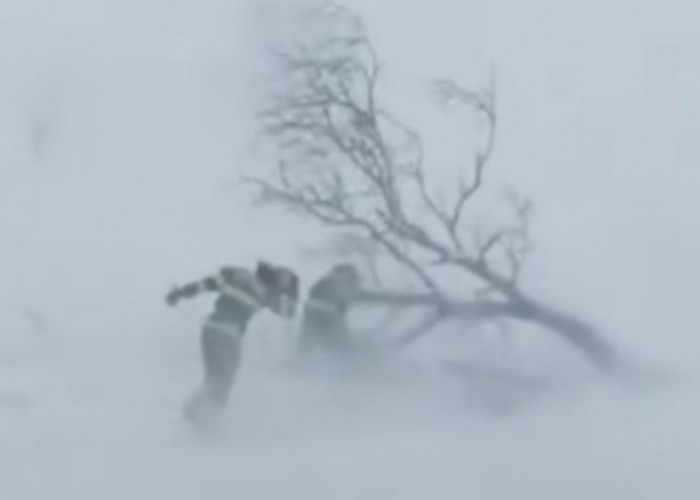 Зүүн аймгуудын нутгийн зүүн өмнөд хэсгээр цас орж, цасан шуурга шуурна