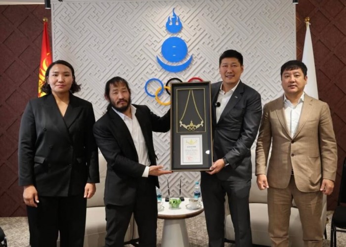 “Physical Asia”-д оролцсон монголын баг, тамирчдад “Алтан од” шагналыг гардууллаа