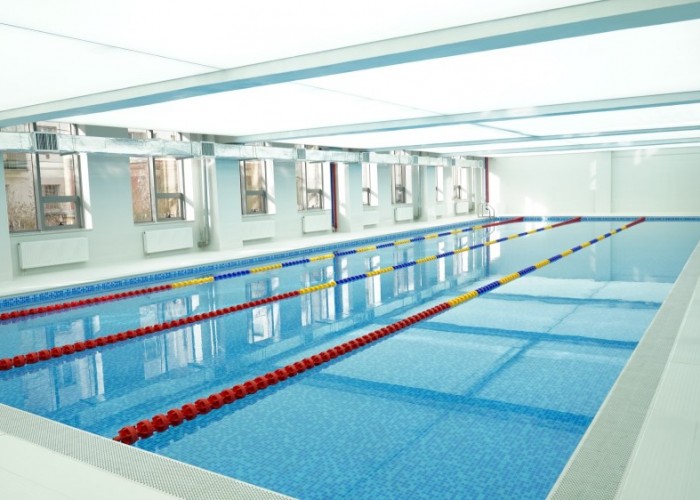 Нийслэлийн 23 дугаар сургуулийн сурагчид усан спортоор хичээллэх боломж бүрдлээ