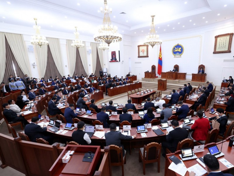 Өнөөдөр Ерөнхий сайдад итгэл хүлээлгэх эсэх асуудлыг УИХ-аар хэлэлцэнэ