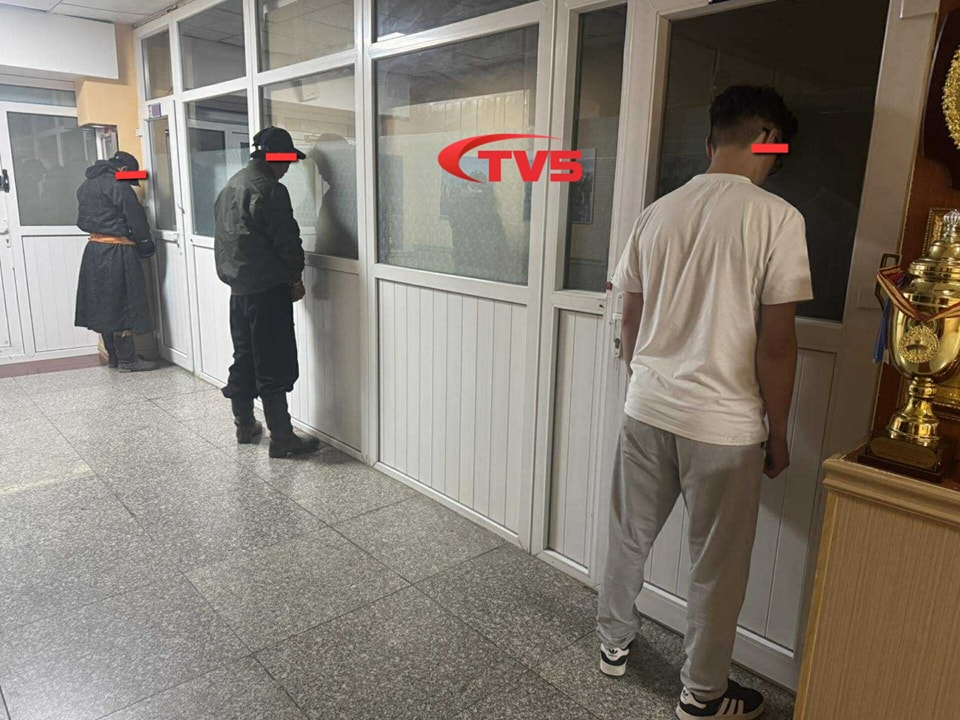 Наадам болон Олон Улсын тэмцээнд оролцох тусгайлан сургасан 18 адууг бүгдийг нь хулгайлан төхөөрчээ