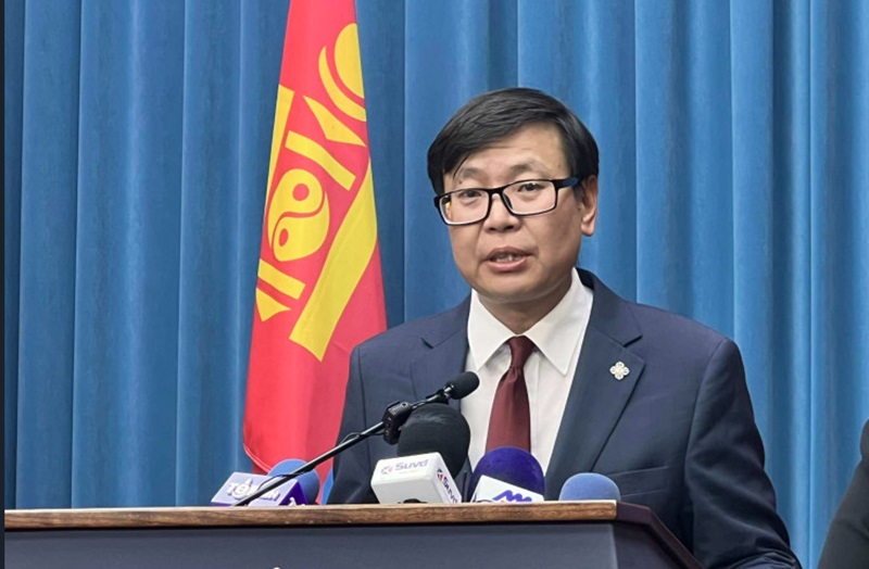 "Даваа гарагаас эхлэн томуу ихтэй сургуулиудын 1-5 ангийн сурагчдыг цахимаар хичээллүүлнэ"