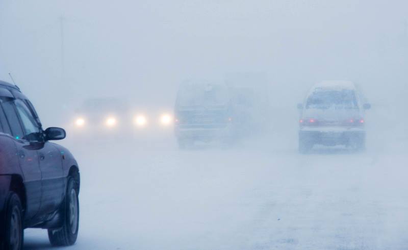 Говийн аймгуудын ихэнх нутгаар цас үргэлжлэн орж, цасан шуурга шуурна