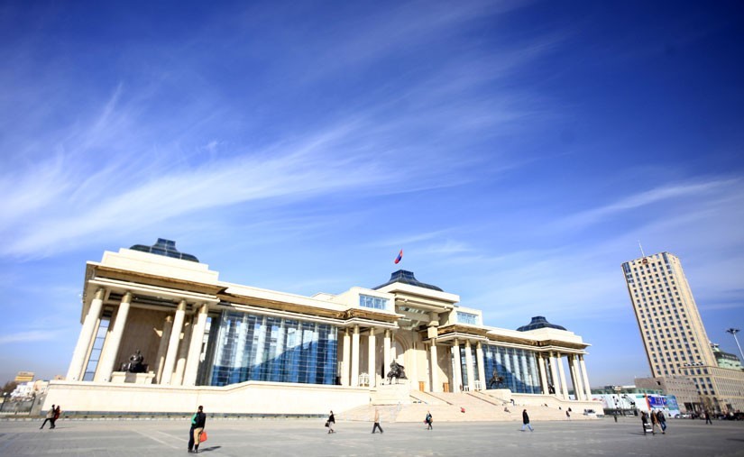 2025 онд: УИХ-ын даргаар Н.Учрал сонгогдож, Г.Занданшатар 34 дахь Ерөнхий сайд боллоо