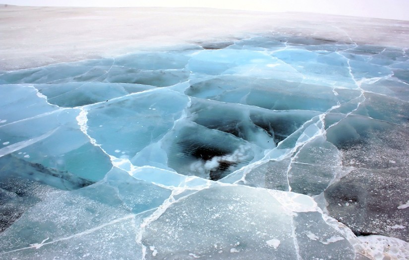 Голны мөсний зузаан өмнөх оны мөн үеэс 5-40 см нимгэн байгааг анхааруулав