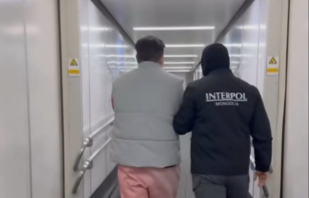 Бага насны хүүхэд хүчирхийлж, гадаад руу зугтсан этгээдийг Турк улсаас баривчилжээ