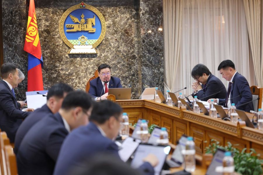 Засгийн газрын ээлжит хуралдаан болж байна