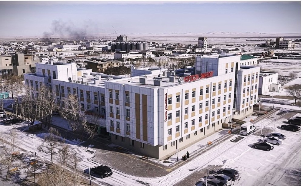 Өвөрхангай аймгийн Хархорин суманд 100 ортой эмнэлэг ашиглалтад оров