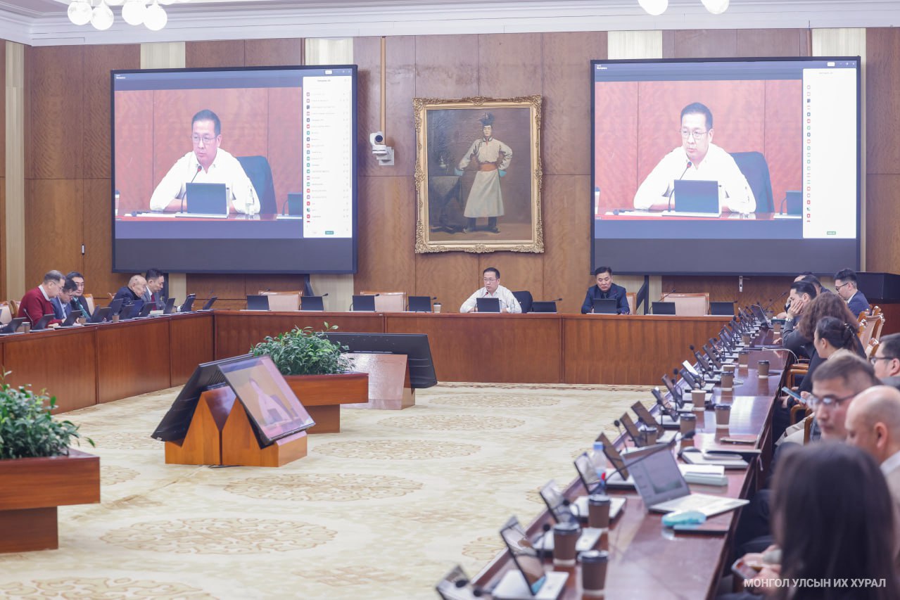 Ойн салбарын тулгамдсан асуудал, эрх зүйн орчныг сайжруулах талаар хэлэлцүүллээ