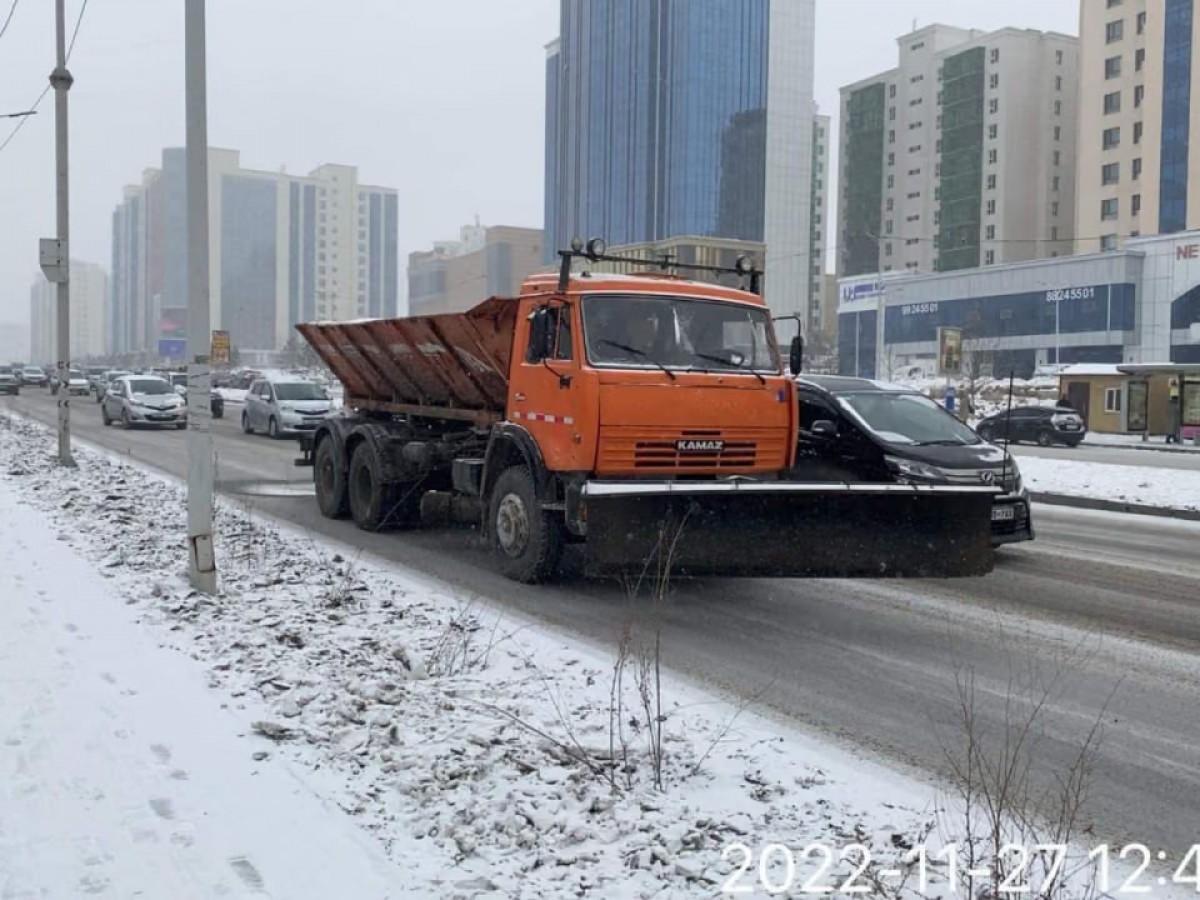 Өвөлжилтийн бэлтгэл хангаж 16 мянган тонн давс нөөцөлсөн байна