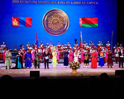“Монголын сайхан орон” тоглолтыг Минск хотноо толилууллаа