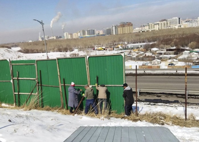 Богдхан ууланд зөвшөөрөлгүй барьсан хашааг албадан буулгалаа