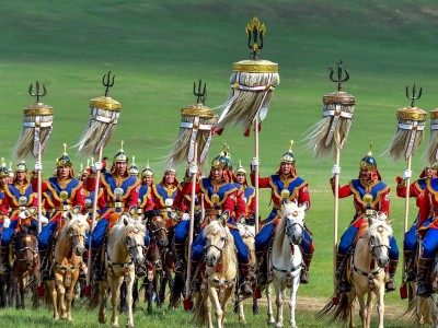 Архангай, Төв, Завхан, Хэнтий, Говь-Алтай аймгийн 100 жилийн ой тохионо