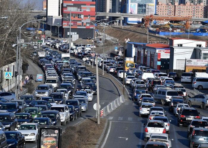 Наймдугаар сарын 26-наас автомашины улсын дугаарын тэгш, сондгойгоор хөдөлгөөнд оролцуулна