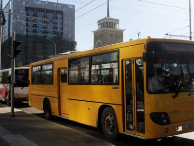Нисэх-Яармаг, 7 буудал, Саппоро - Хороолол- Баянбүрд- Шар хад чиглэлд нэгдүгээр эгнээгээр автобус явуулна