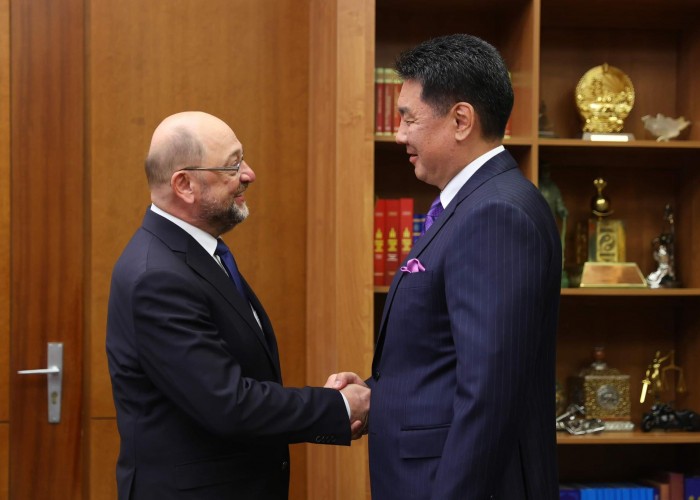 Монгол Улсын Ерөнхийлөгч У.Хүрэлсүх ХБНГУ-ын Фрийдрих-Эбертийн сангийн тэргүүн Мартин Шульцийг хүлээн авч уулзлаа
