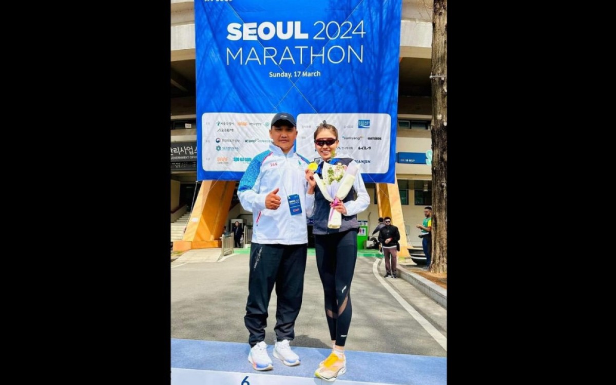 Марафон гүйлтийн тамирчин Б.Мөнхзаяа “Парис-2024” зуны олимпын наадамд оролцох болзол хангалаа