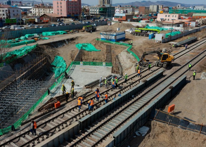 Таван шарын нүхэн гарцын зорчих хөдөлгөөнийг зургаадугаар сард нээнэ