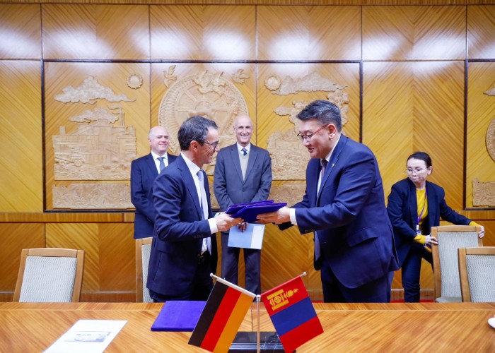 ЗГ-ын төлөх ёстой 29 сая еврогийн зээлийг буцалтгүй тусламжид хөрвүүлнэ