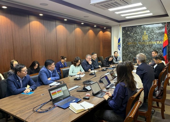 ЭМЯ-наас Боловсролын яаманд сурагчдын өвлийн амралтыг 14 хоногийн өмнө эхлүүлэх санал хүргүүллээ