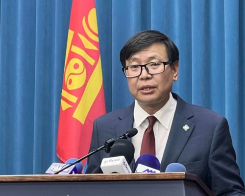 "Даваа гарагаас эхлэн томуу ихтэй сургуулиудын 1-5 ангийн сурагчдыг цахимаар хичээллүүлнэ"