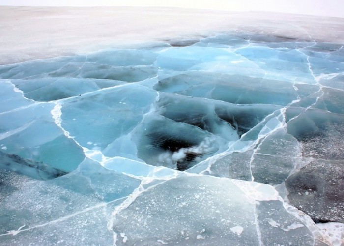 Голны мөсний зузаан өмнөх оны мөн үеэс 5-40 см нимгэн байгааг анхааруулав