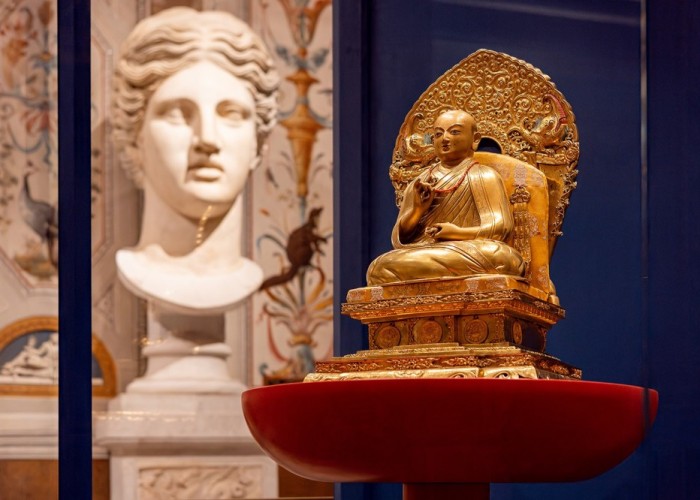 БНИУ-д өндөр гэгээн Занабазарын бүтээлийн үзэсгэлэн нээгдлээ