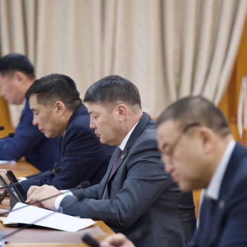 Цагаан сараар цахилгааны хязгаарлалт хийхгүй байхыг сайд Б.Чойжилсүрэнд даалгалаа