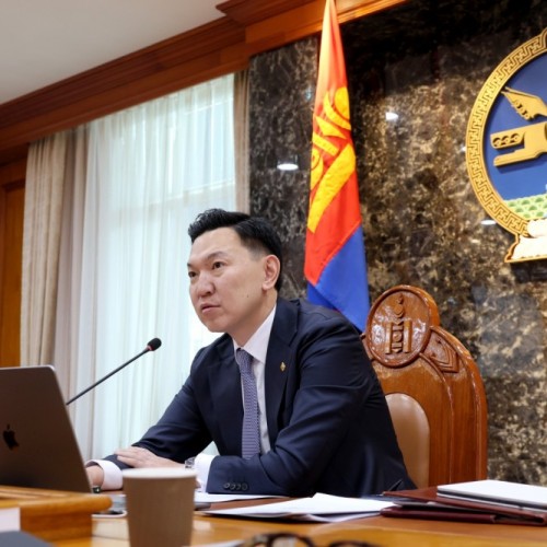 Татварын өрийн улмаас дансаа хаалгасан 12100 ААН-ийн дансыг хугацаатай нээлээ