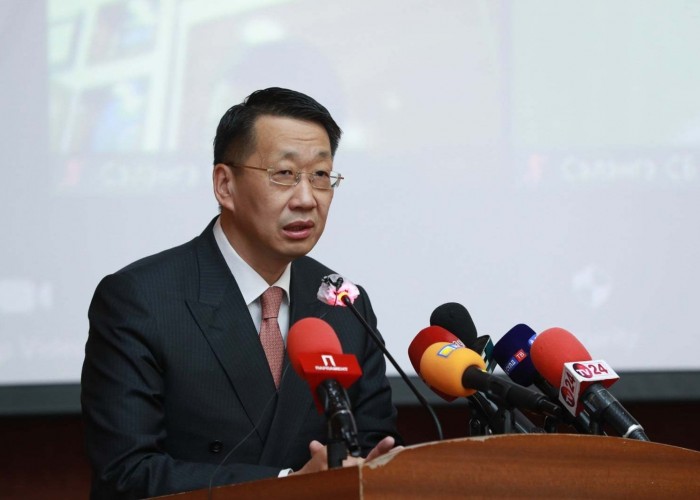 Л.Энх-Амгалан:Тавдугаар сарын 1-нээс боловсролын салбарынхан бүх нэмэгдлээ нэмэгдсэн цалингаасаа тооцуулан авна